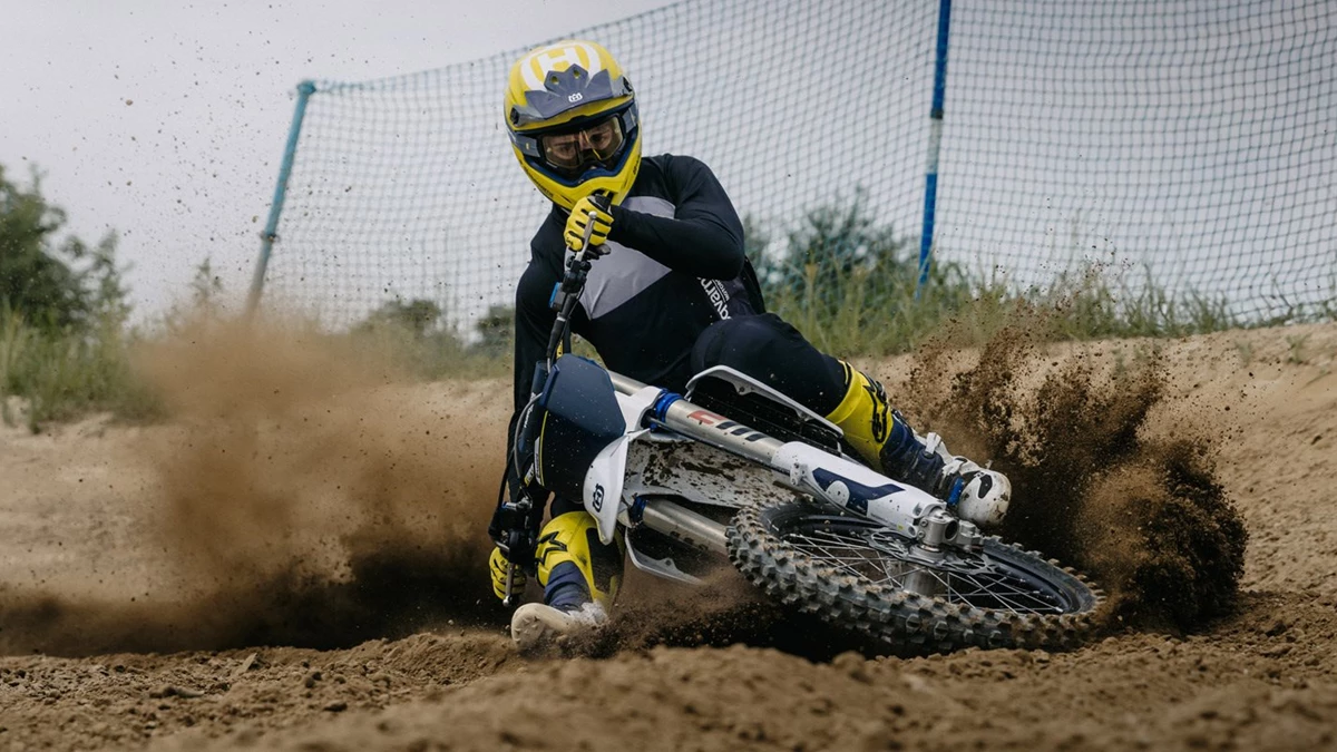 Husqvarna TC 125 Bild 4: Husqvarna TC 125