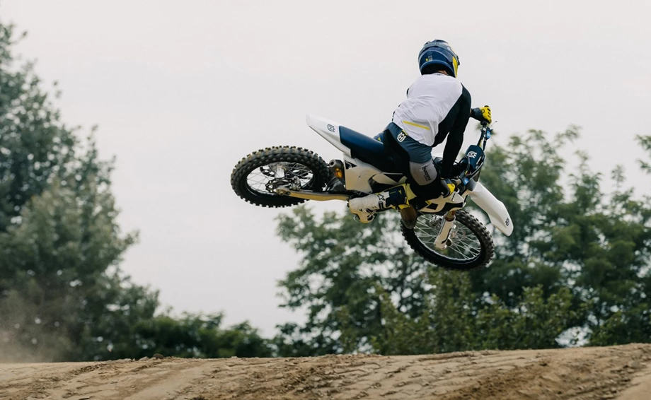 Husqvarna TC 125 Bild 6: Husqvarna TC 125