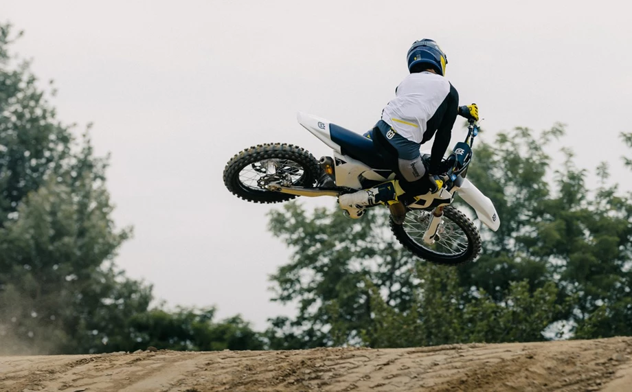 Husqvarna TC 125 Bild 6: Husqvarna TC 125