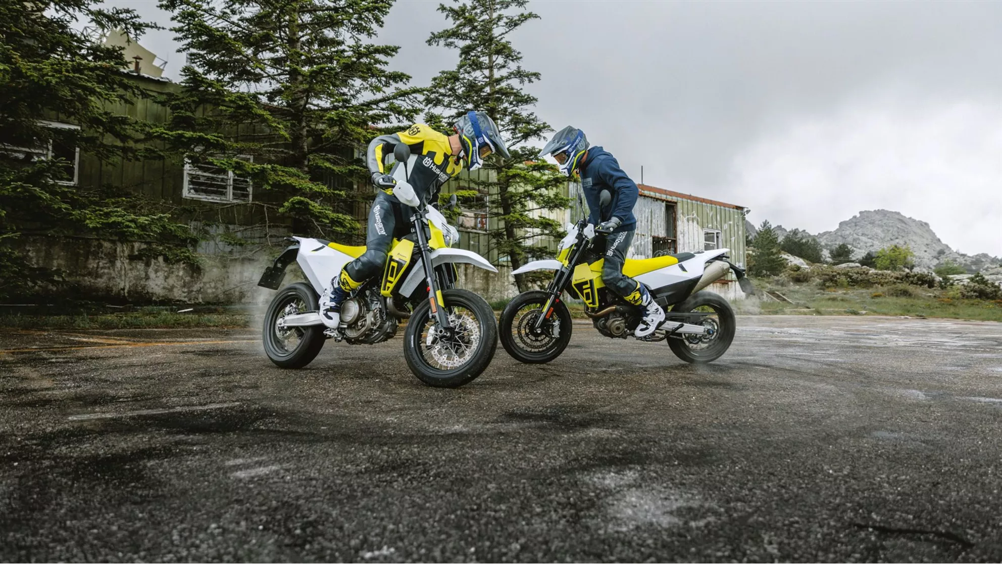 Husqvarna 701 Supermoto 2026 - Image 22 Husqvarna 701 Supermoto 2026 - Image 22
