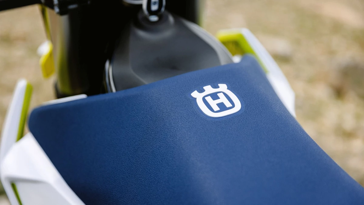 Husqvarna 701 Enduro Bild 6: Husqvarna 701 Enduro