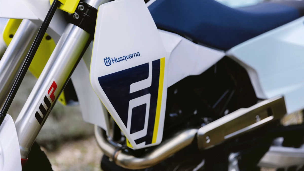 Husqvarna 701 Enduro Bild 4: Husqvarna 701 Enduro