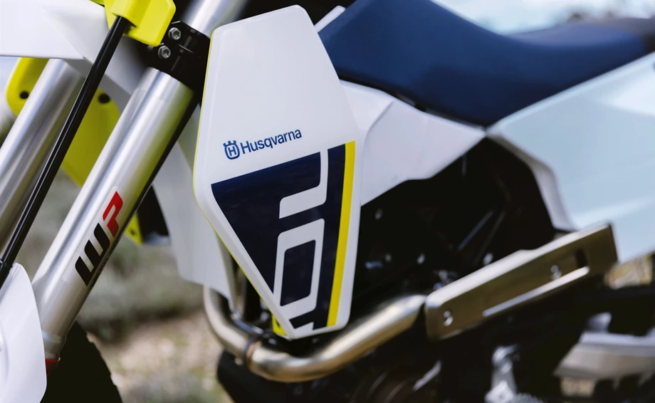 Husqvarna 701 Enduro Bild 4: Husqvarna 701 Enduro