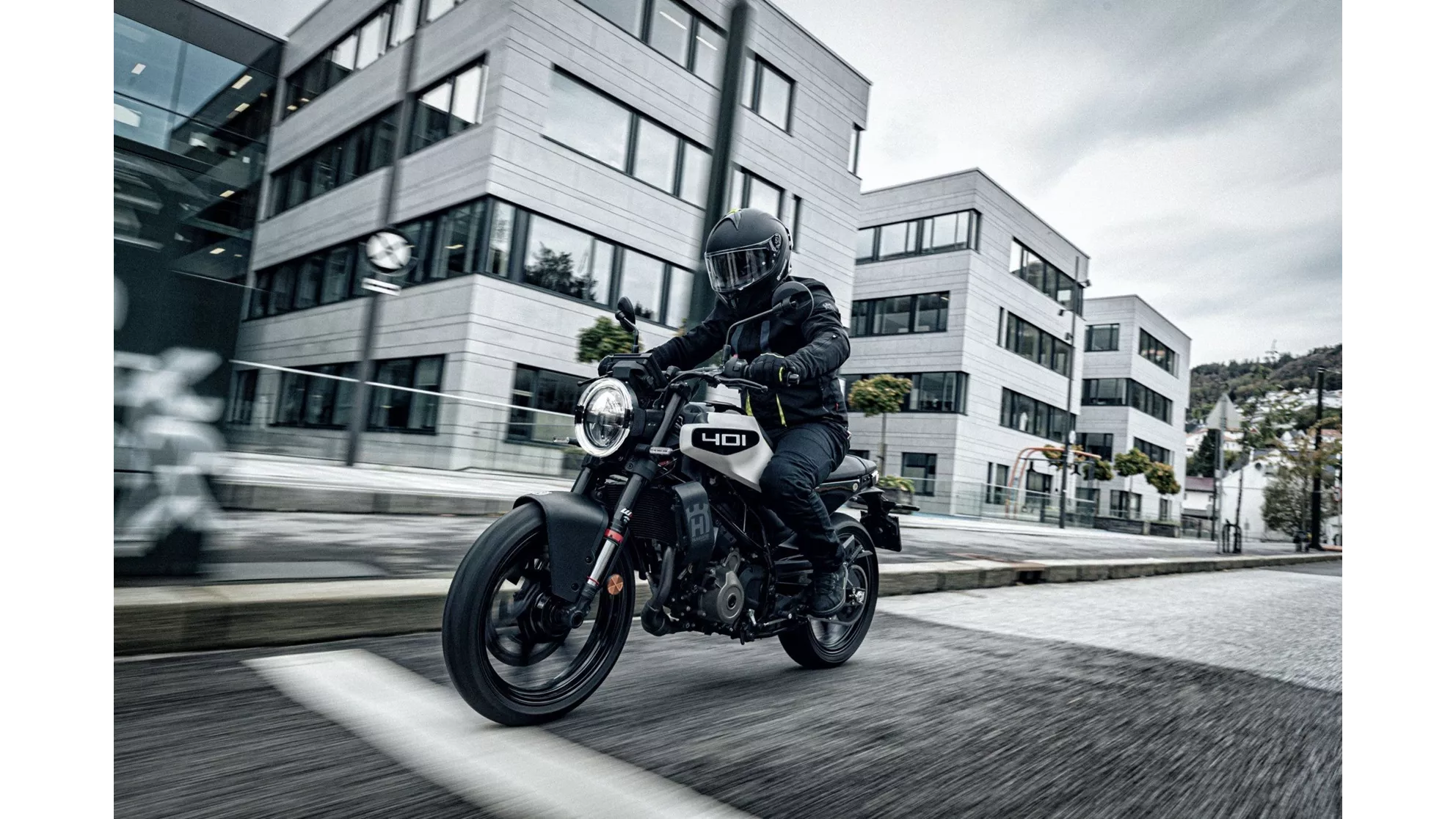 Husqvarna Svartpilen 401 - Obrázek 4 Husqvarna Svartpilen 401 - Obrázek 4