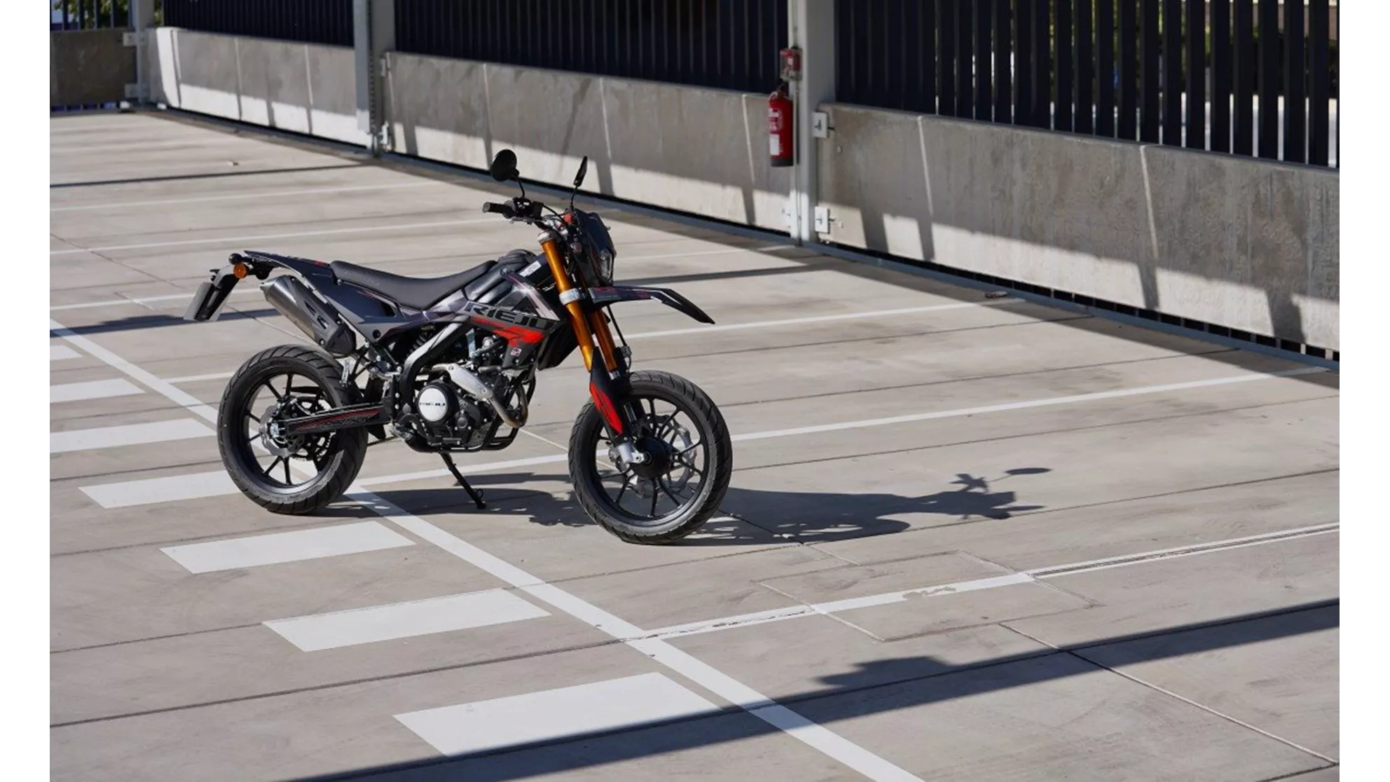 Rieju Marathon 125 SM Europa - Imagem 3 Rieju Marathon 125 SM Europa - Imagem 3