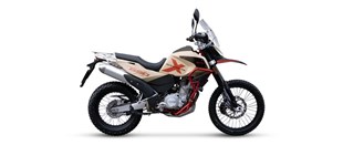 SWM Superdual X 2026 vs Triumph Trident 800 2026