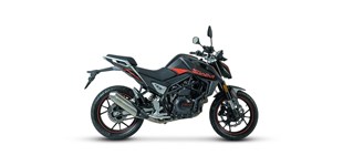 Aprilia Tuono 457 2026 vs SWM Hoku 400 2026