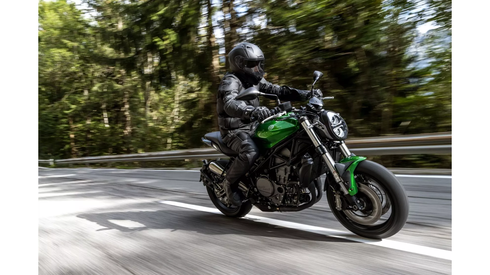 Benelli 752 S - Image 3 Benelli 752 S - Image 3