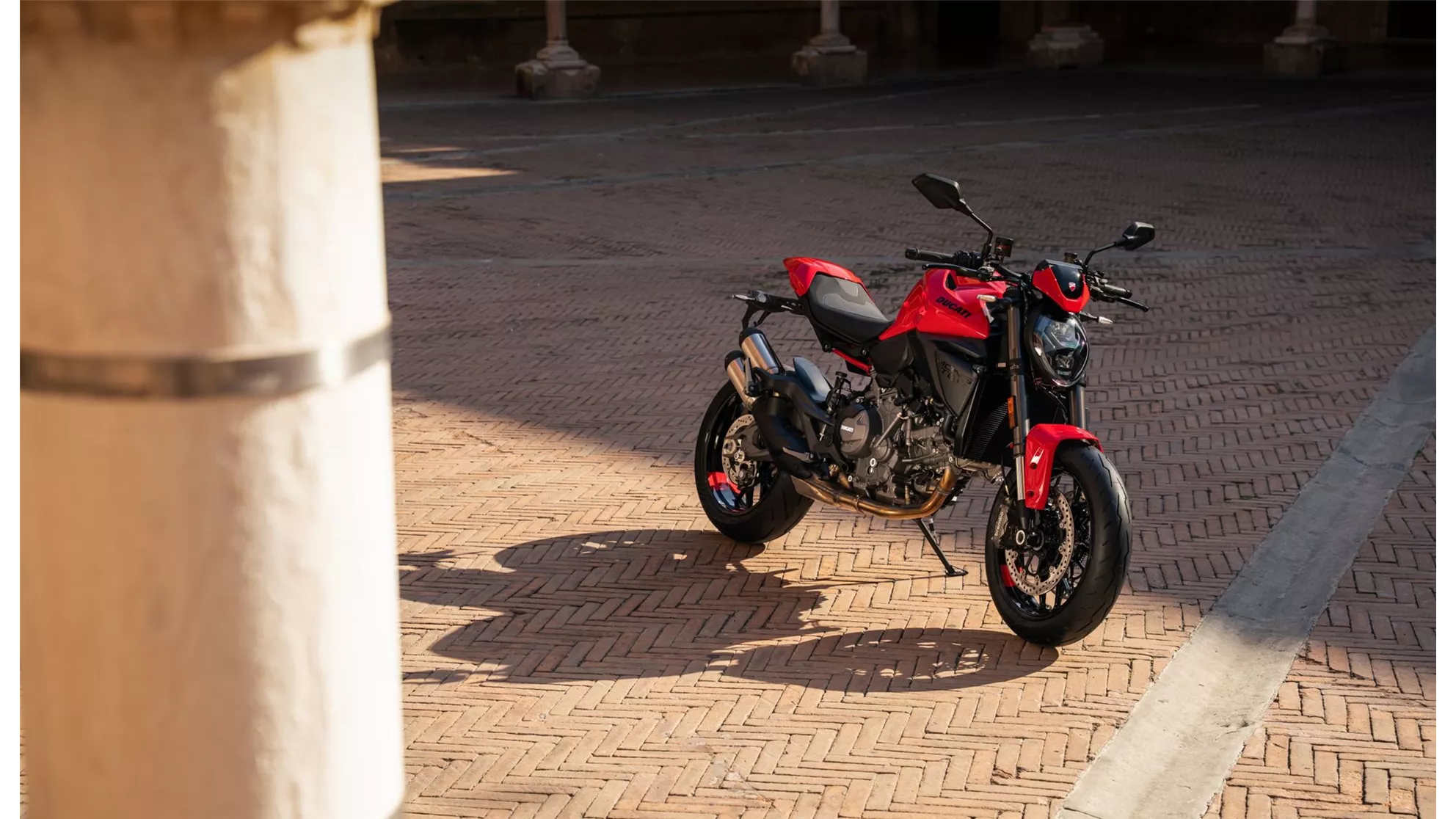 Ducati Monster + - Bild 11 Ducati Monster + - Bild 11