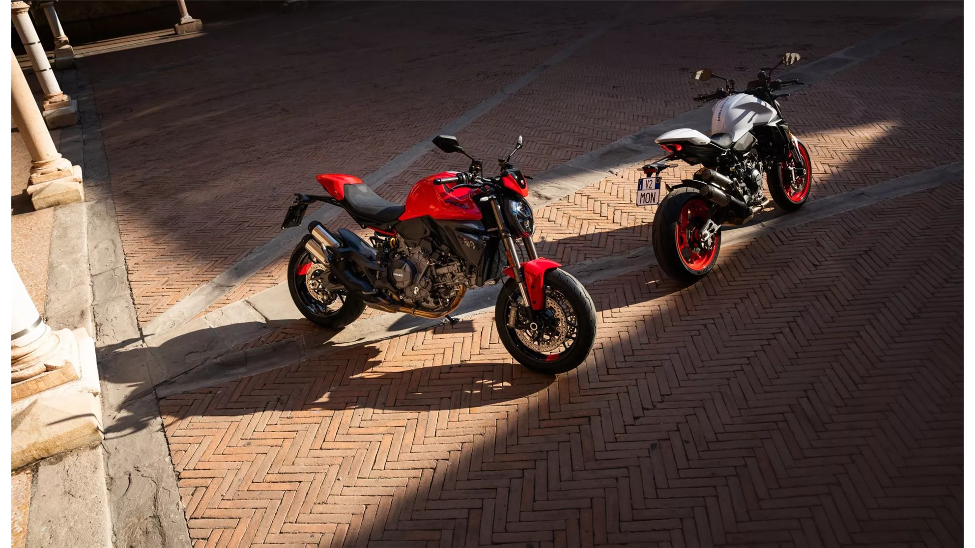 Ducati Monster + - Bild 2 Ducati Monster + - Bild 2