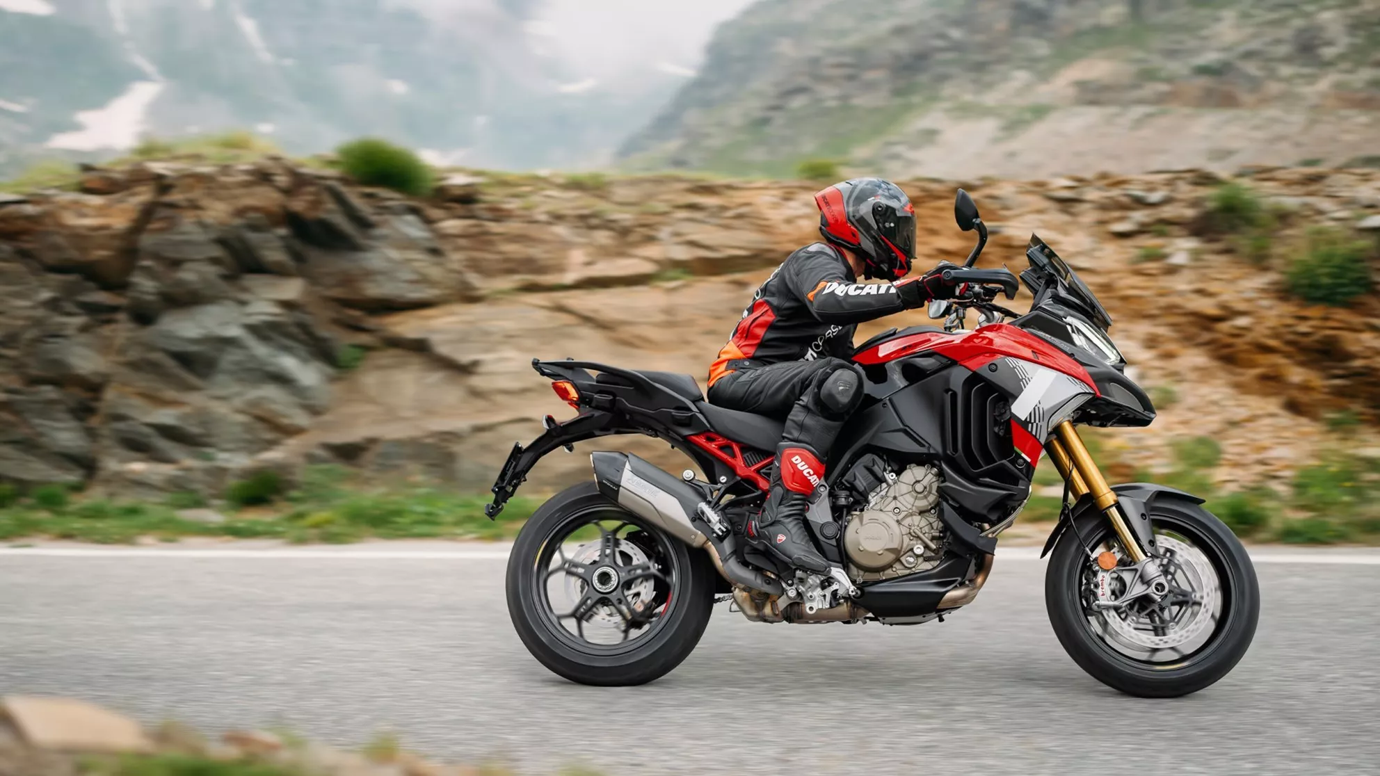 Ducati Multistrada V4 Pikes Peak - Слика 1 Ducati Multistrada V4 Pikes Peak - Слика 1