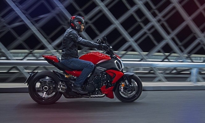 Ducati Diavel V4 () - Bild 8