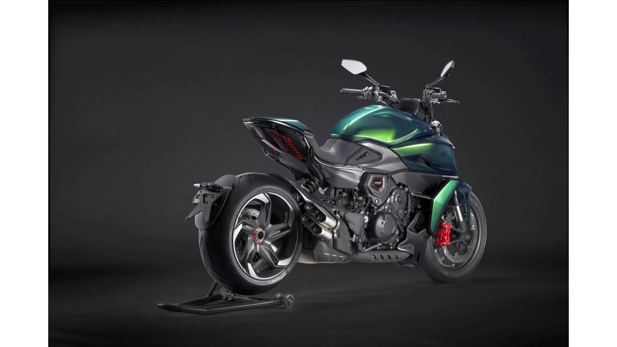 Ducati Diavel for Bentley - Obrázek 3 Ducati Diavel for Bentley - Obrázek 3