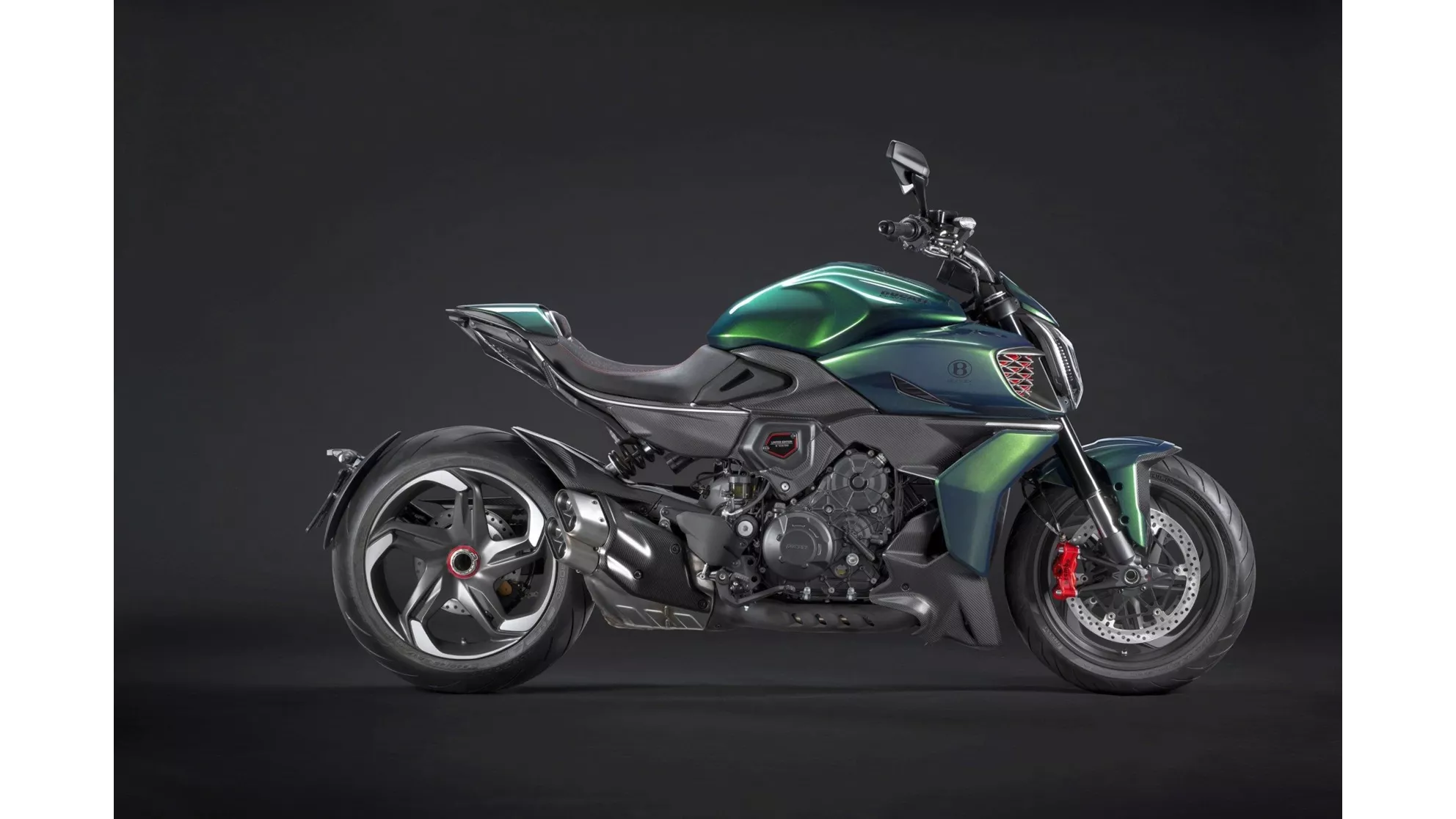 Ducati Diavel for Bentley - Obrázek 5 Ducati Diavel for Bentley - Obrázek 5