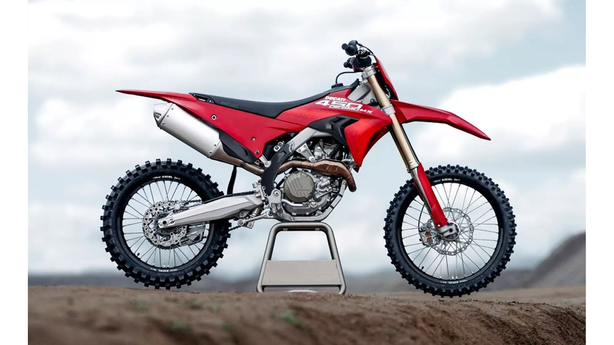 Ducati Desmo450 MX - Image 1 Ducati Desmo450 MX - Image 1