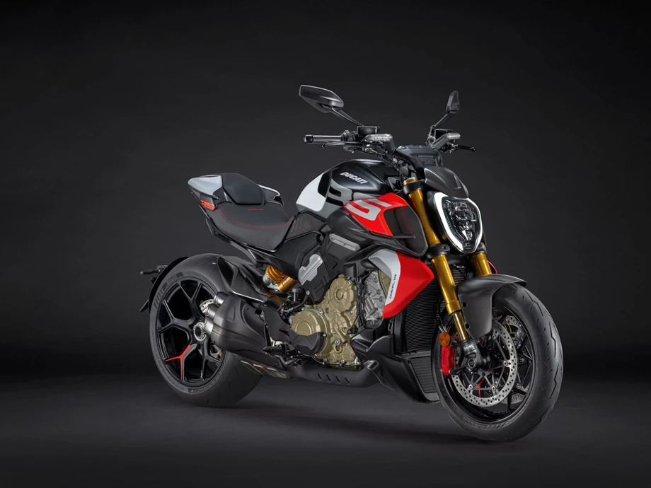 Ducati Diavel V4 RS Bild 10: Ducati Diavel V4 RS