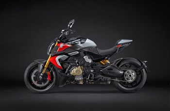 Ducati Diavel V4 RS 2026 - Bild 12