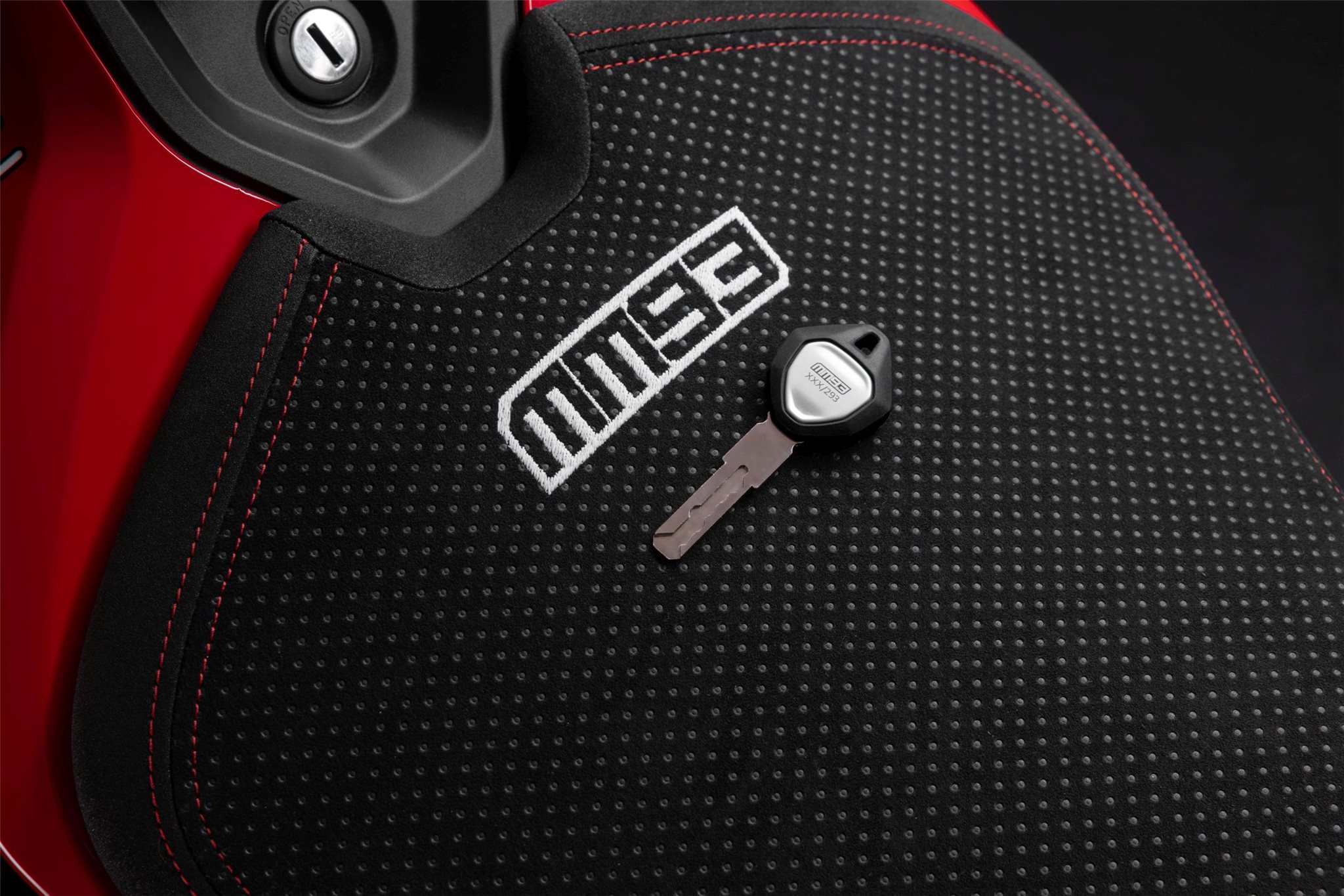 Bild 7: Ducati Panigale V4 Márquez 2025 World Champion Replica 