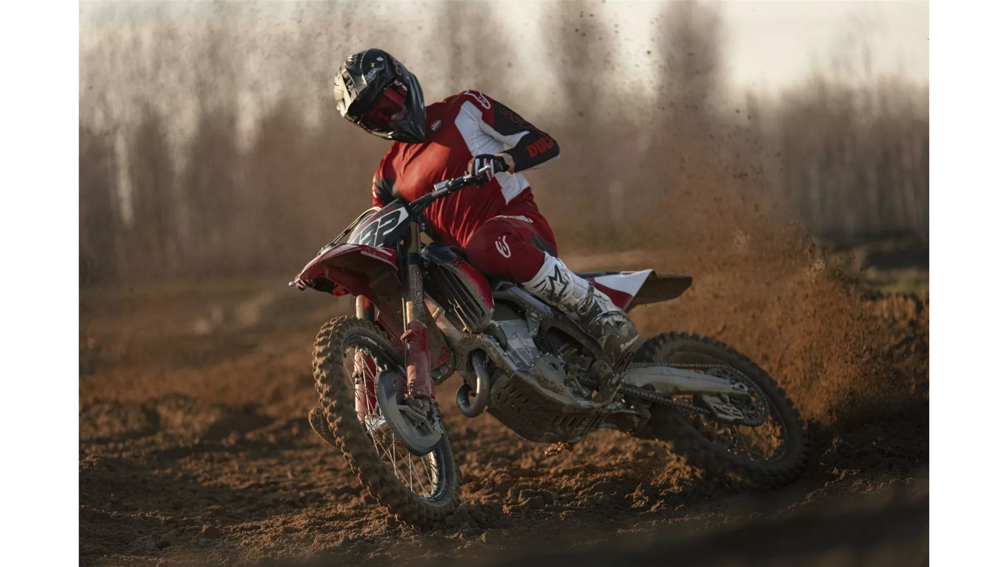 Ducati Desmo450 MX Factory 2026 - Imagem 83 Ducati Desmo450 MX Factory 2026 - Imagem 83