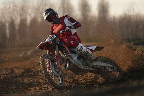 Ducati Desmo450 MX Factory () - Bild 3
