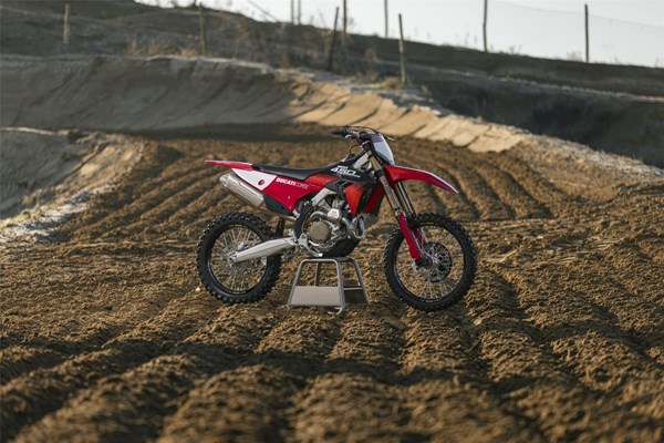 Ducati Desmo450 MX Factory () - Bild 5