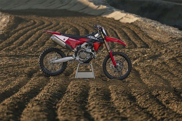 Ducati Desmo450 MX Factory () - Bild 6