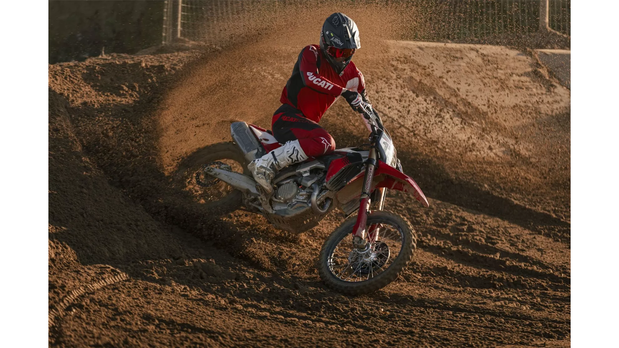 Ducati Desmo450 MX Factory 2026 - Imagem 87 Ducati Desmo450 MX Factory 2026 - Imagem 87