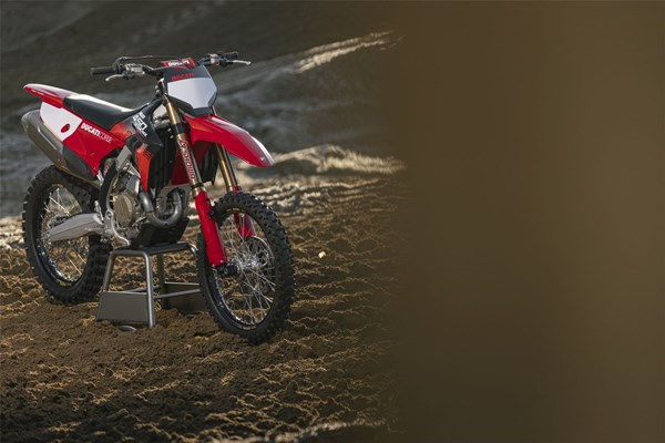 Ducati Desmo450 MX Factory () - Bild 8