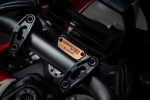 Ducati Monster 100 () - Bild 3