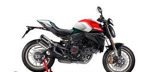 Kawasaki Ninja ZX-10R 2009 vs Ducati Monster 100 2026
