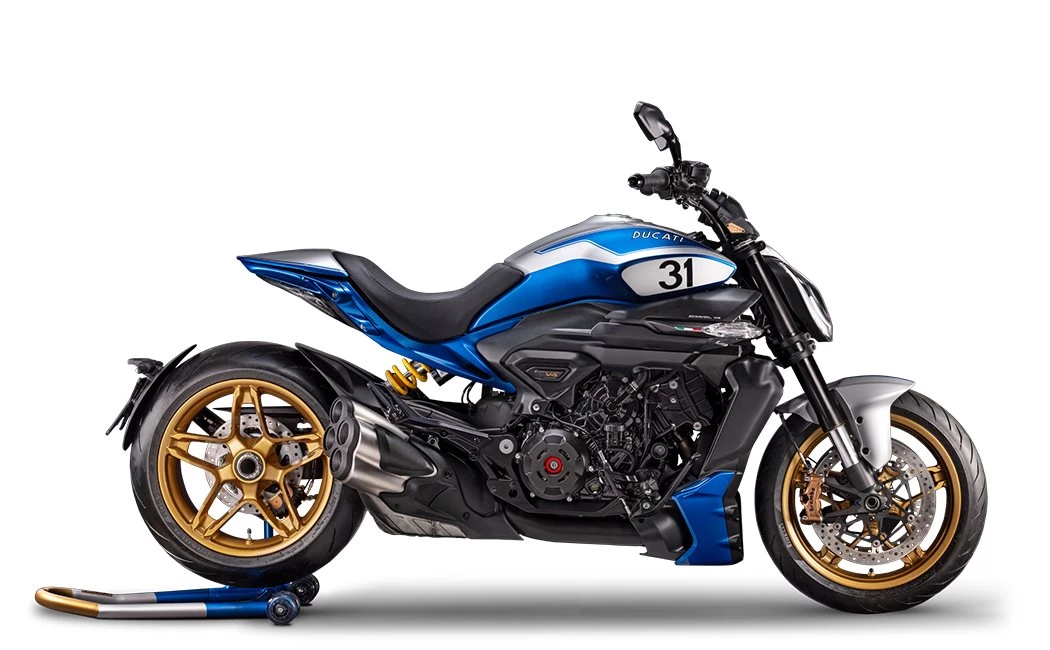 XDiavel V4 100 