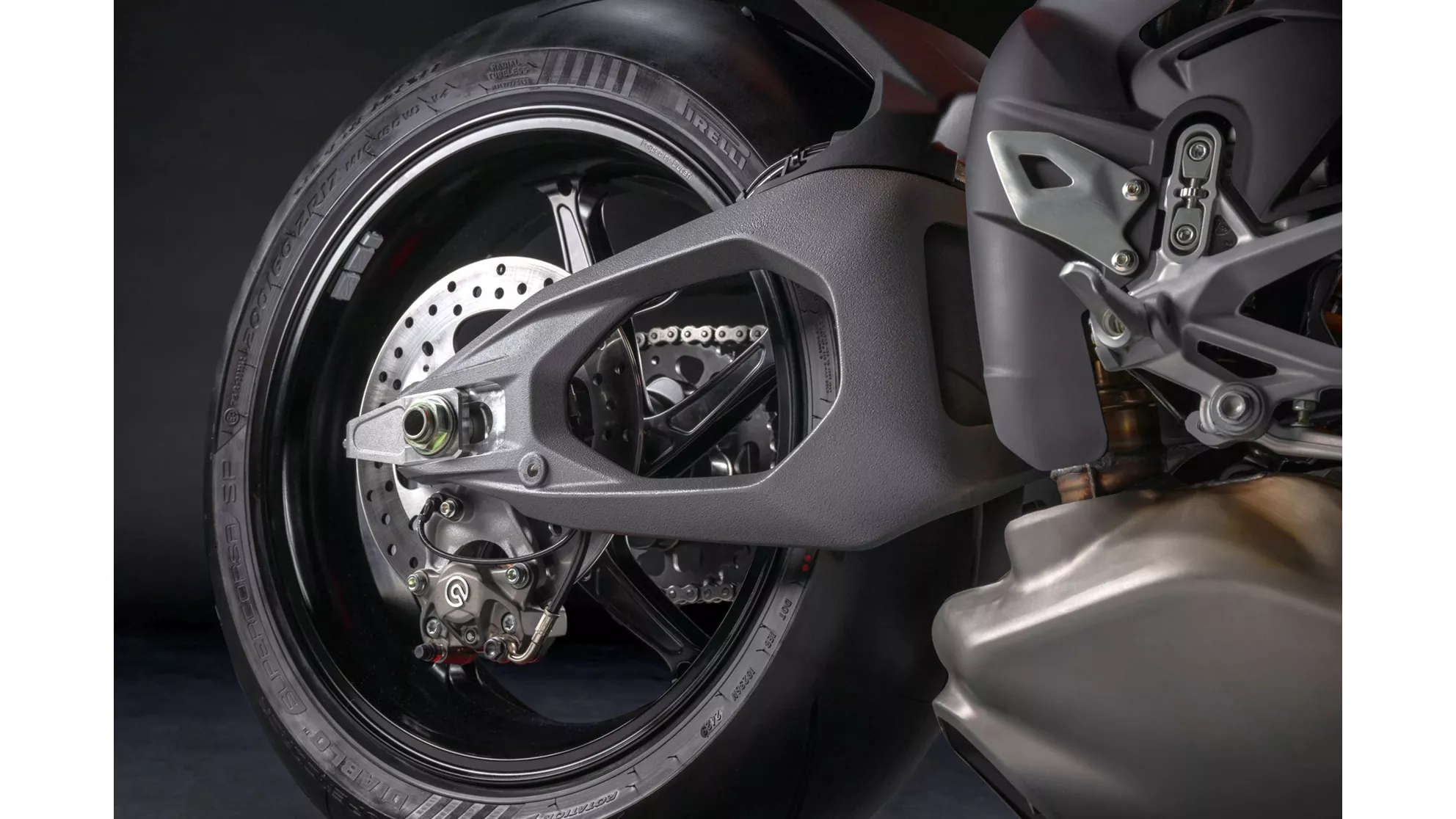 Ducati Panigale V4 S - Imagem 8 Ducati Panigale V4 S - Imagem 8