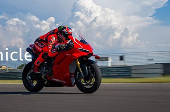 Ducati Panigale V4 R 2026 - Bild 4