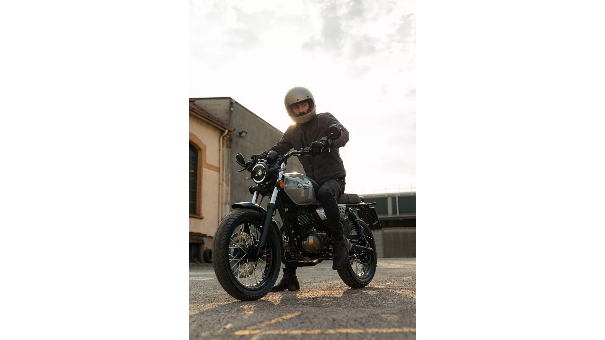 FB Mondial Spartan 125 - Bild 2 FB Mondial Spartan 125 - Bild 2