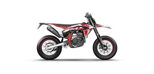 FB Mondial SMX Motard 125 2026 vs SWM SM 125 R 2024