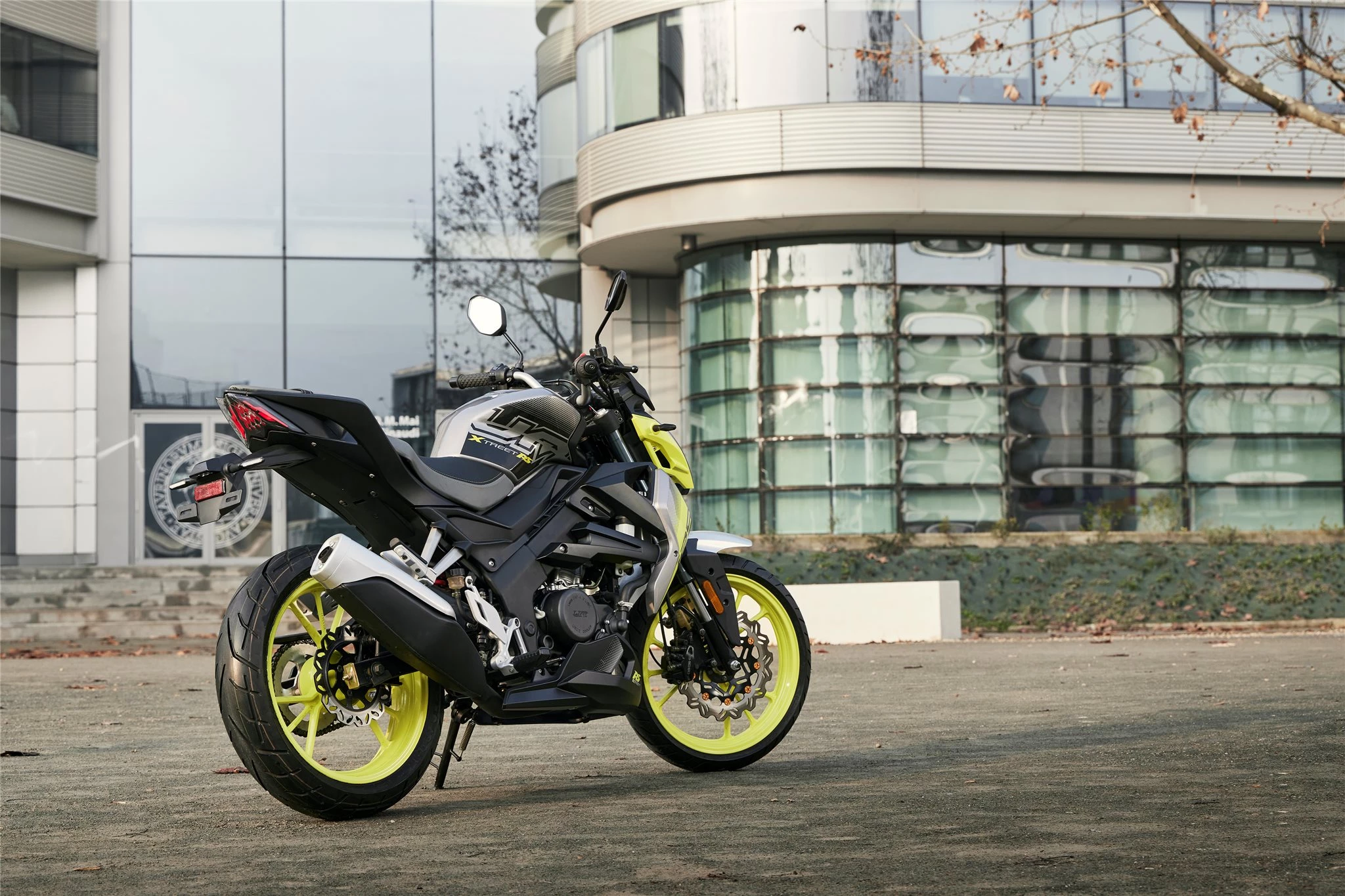 United Motors UM XTREET RS 125 - Bild 7