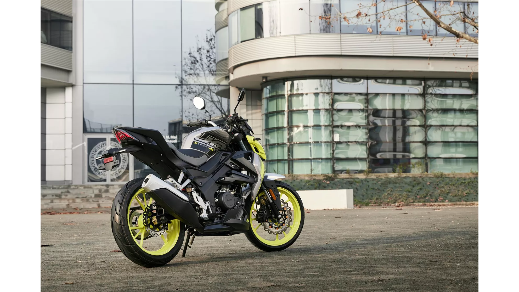 United Motors UM XTREET RS 125 - Bild 7 United Motors UM XTREET RS 125 - Bild 7