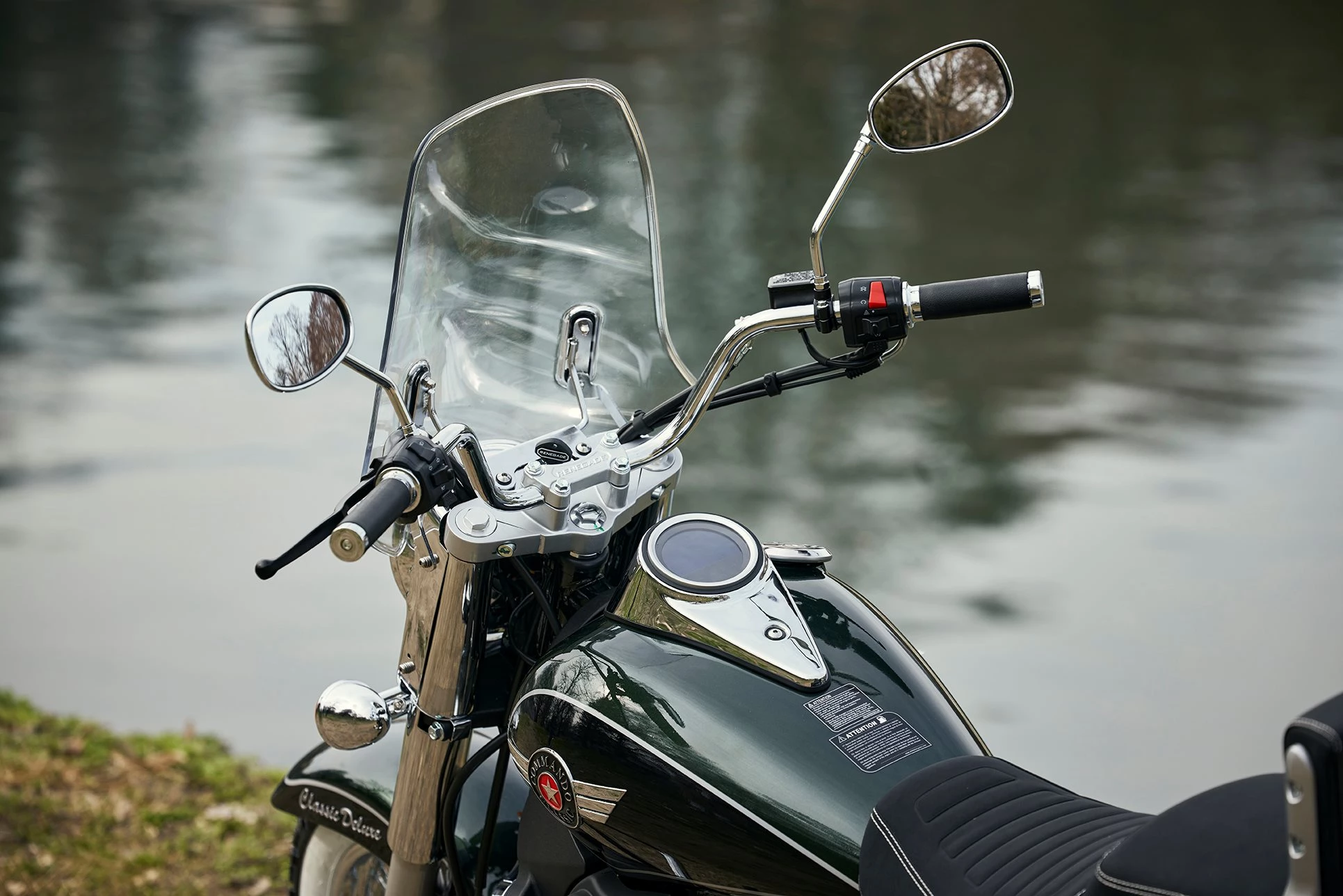 United Motors UM Renegade Classic Deluxe 300 - Слика 7