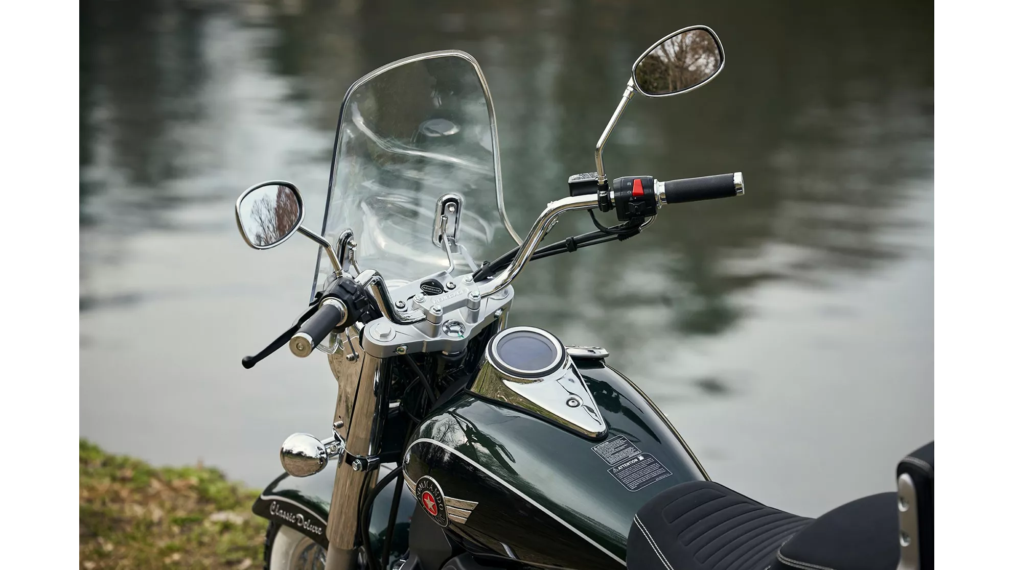 United Motors UM Renegade Classic Deluxe 300 - Слика 7 United Motors UM Renegade Classic Deluxe 300 - Слика 7