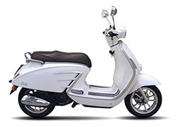 United Motors UM Chill 125