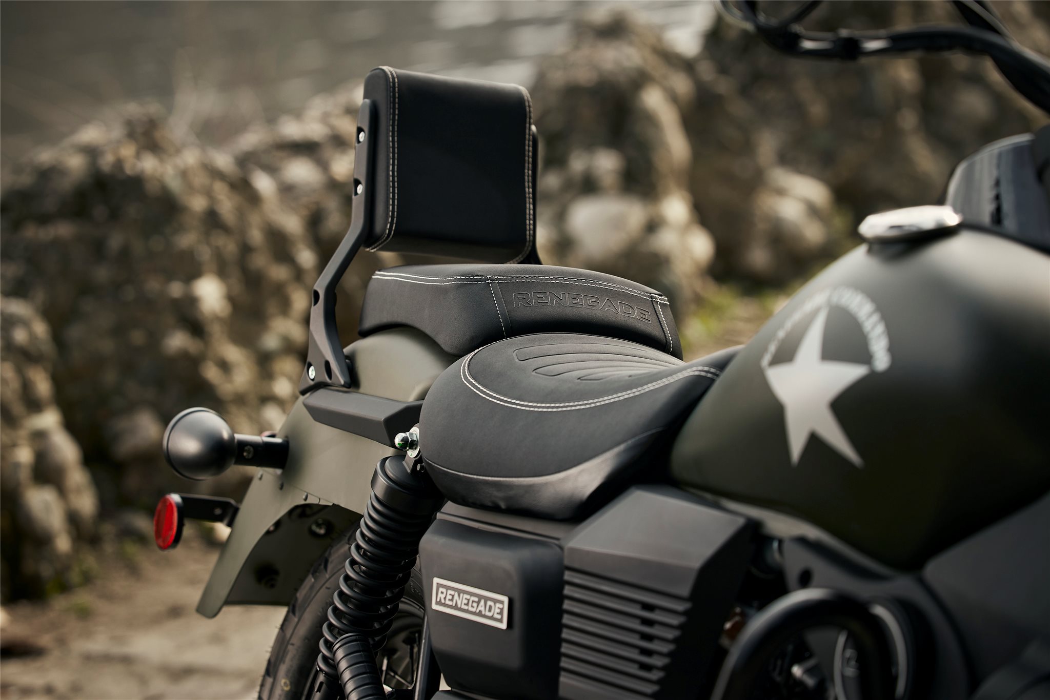 United Motors UM Renegade Commando 125 - Obrázek 6