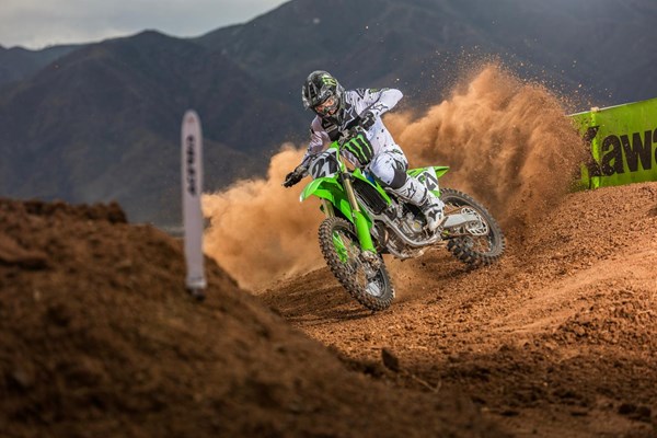 Kawasaki KX450 () - Bild 2