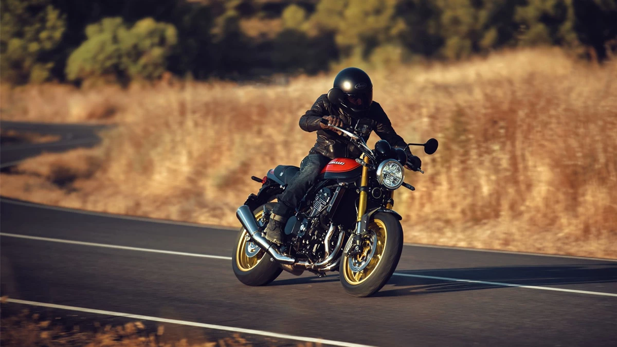 Kawasaki Z900 RS SE Bild 2: Kawasaki Z900 RS SE