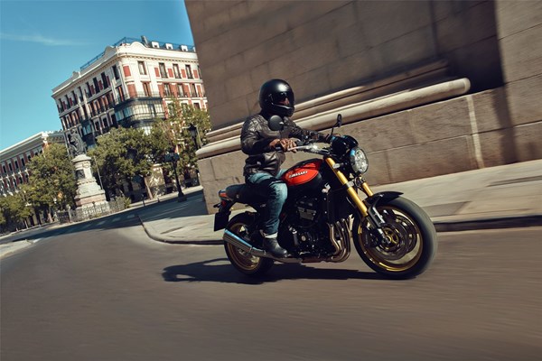 Kawasaki Z900 RS SE () - Bild 3