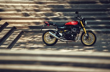 Kawasaki Z900 RS SE 2026 - Bild 11
