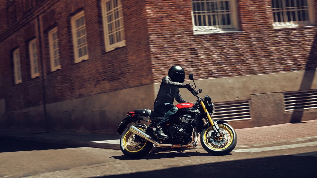 Kawasaki Z900 RS SE Bild 16: Kawasaki Z900 RS SE