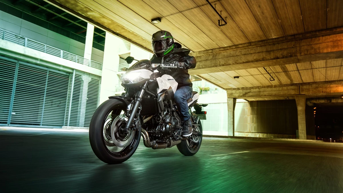 Kawasaki Z650 Bild 5: Kawasaki Z650