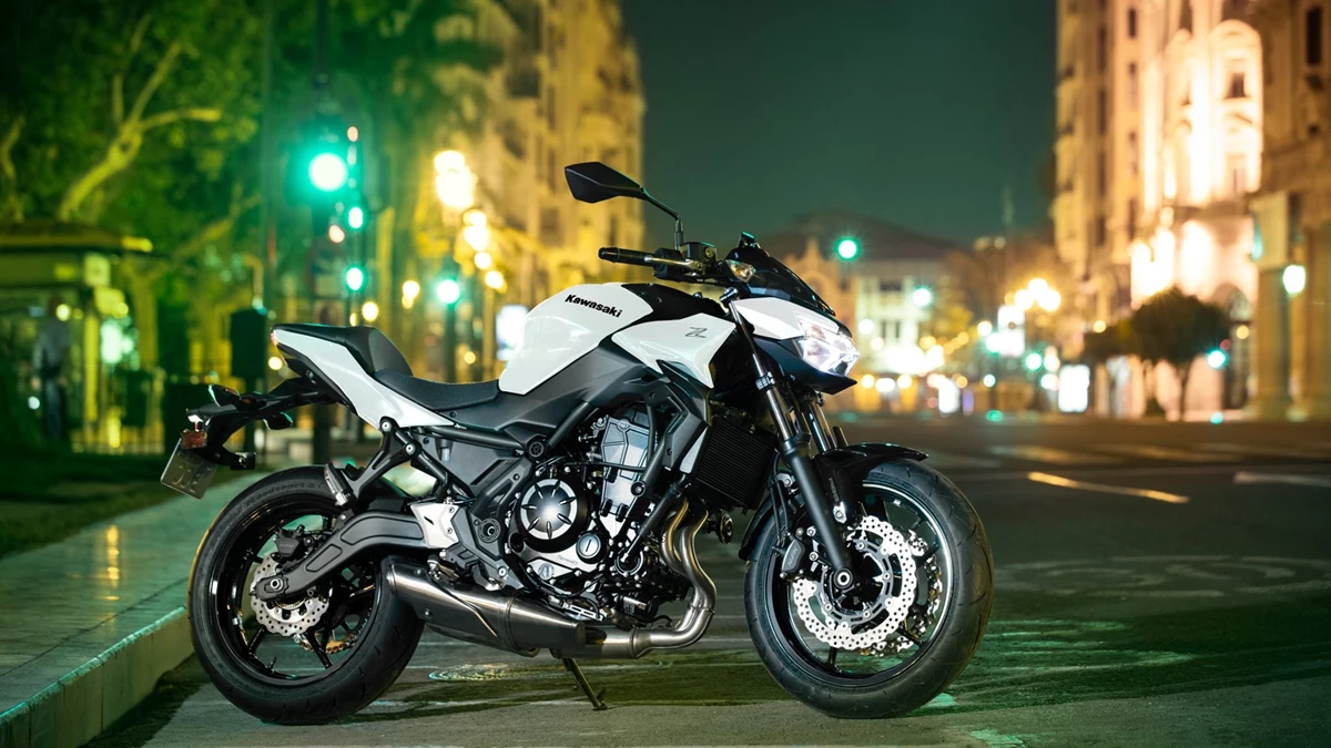 Kawasaki Z650 Bild 6: Kawasaki Z650