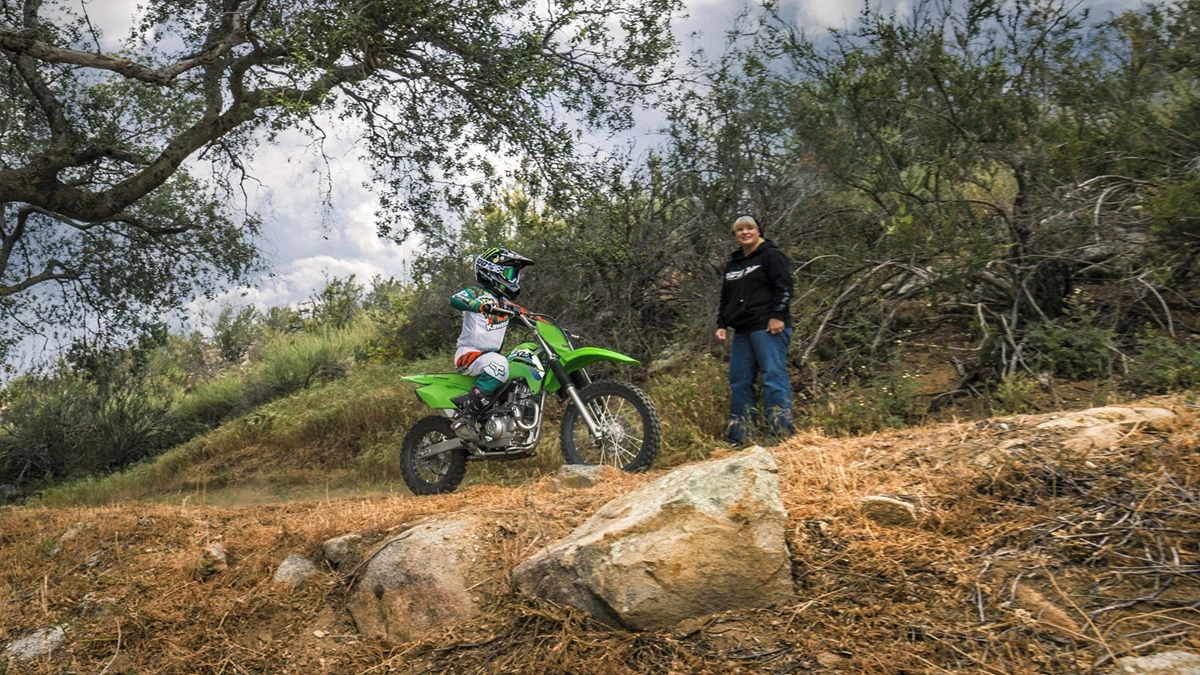 Kawasaki KLX 140R Bild 5: Kawasaki KLX 140R