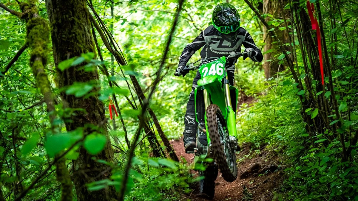 Kawasaki KX250X Bild 6: Kawasaki KX250X